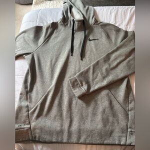 Nike Men's Gray Hoodie